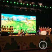 双选会不止只投简历，还有演话剧跳舞下腰劈叉……