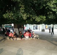 降温降雨了 明天重庆大部地区日最低温10℃以下