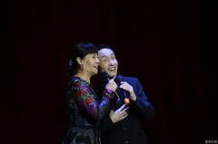 巩汉林重庆演出称“家暴” 要重庆朋友帮他撑腰