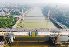 高家花园嘉陵江大桥复线桥主桥即将合龙