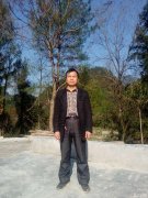 建基础设施发展烤烟等四大产业 “知心书记” 带领村民脱贫致富