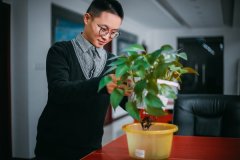 爱闯祸的他获12项国家专利 成为学校里的另类“学霸”