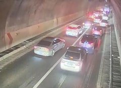 春运最后一个返程高峰到来 事故撤离不及时也会被罚