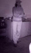 女老板堕胎被甩 半夜翻男友家求复合