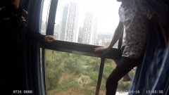 嫌疑人躲避追查翻窗逃窜 藏衣柜被民警“瓮中捉鳖”