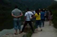 重庆璧山一景区三男子下水游泳 一男子溺水情况不明