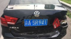 高速路上变道被追尾 责任全由自己付