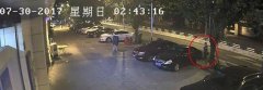 男子深夜醉卧路边被偷光 “狡猾”盗贼玩起金蝉脱壳