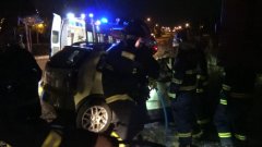 疲劳驾驶油门当成刹车 一人被卡