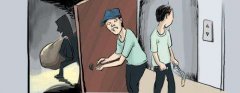 小贼网上学习撬锁技术盗窃 开门的一瞬户主出现