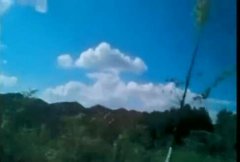 重庆天空现鞍子石磨岩形状云图