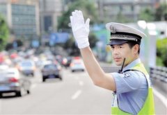 85后“江北警草”登上《天天向上》