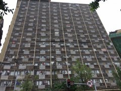 重庆现“巧克力”楼    网友：好想掰开尝一口