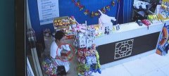 女子盗窃母婴店看见“巨款”惊叹 还顺走12斤硬币