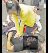 重庆护士路遇伤者施援手 上万网友留言点赞