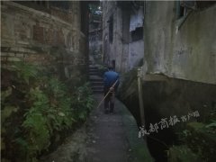 重庆最老棒棒退休：社会不需要这行了
