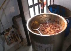 三百居民“被”煮火锅 店员一句话大家都炸了