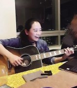 重庆85后美女用音乐点亮人生