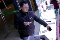 监控拍得清清楚楚 顺手牵羊的男子你好意思吗？