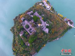 航拍三峡库区蓄水后白帝城变美丽岛屿