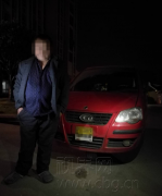 开车进小区遭拒 报警“求助”被查获酒驾