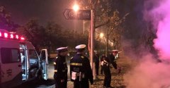 高压线下焚烧垃圾 工人岂能如此“省事”