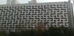 重庆一小区外墙装修酷似迷宫 路人：住户能找到自己的家吗？