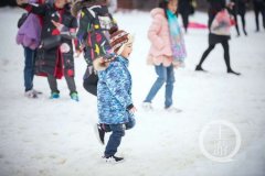 万盛浪漫冰雪季 漫山雪景让你玩个够