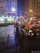 外卖小哥图方便不锁车  结果悲剧了