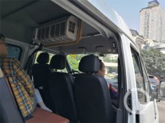 天太热 这个驾驶员竟在车内装了个家用空调