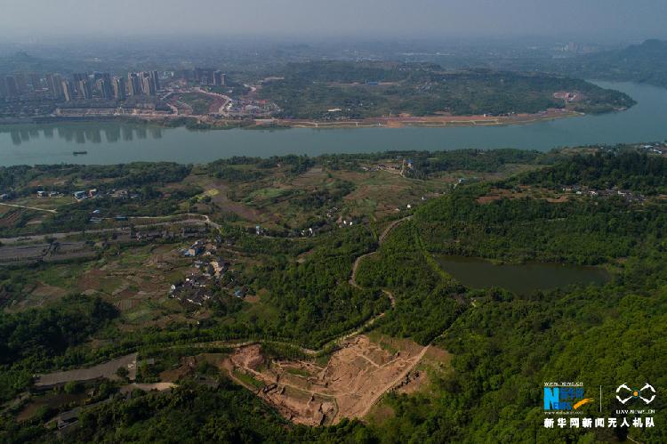 航拍范家堰遗址考古现场重新定义钓鱼城